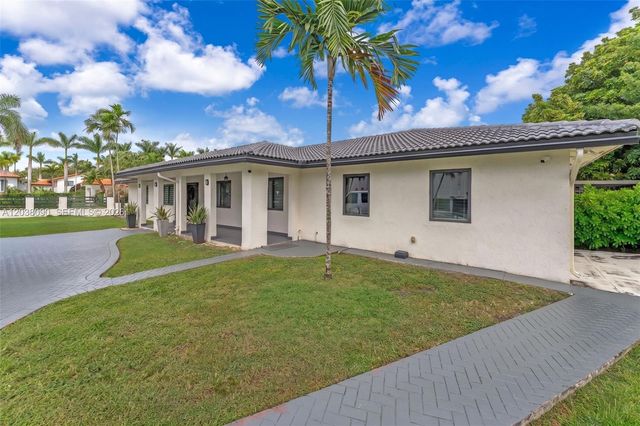 551 SW 127th Ave, Miami, FL 33184