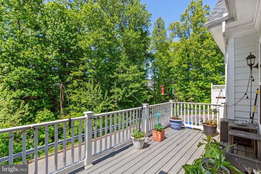Image 12 of property listing at 36 DERBY DR, La Plata, MD 20646
