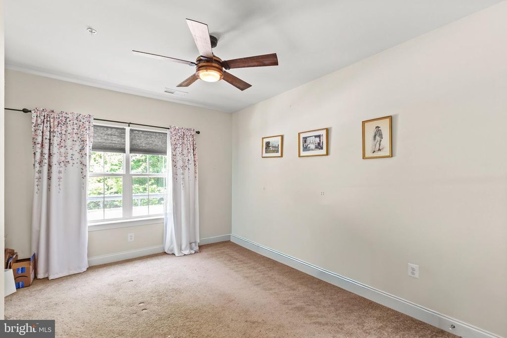Image 20 of property listing at 36 DERBY DR, La Plata, MD 20646