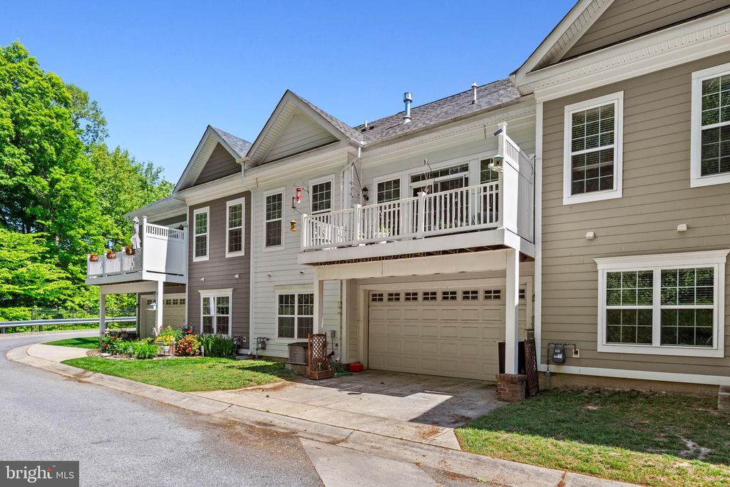 Image 24 of property listing at 36 DERBY DR, La Plata, MD 20646