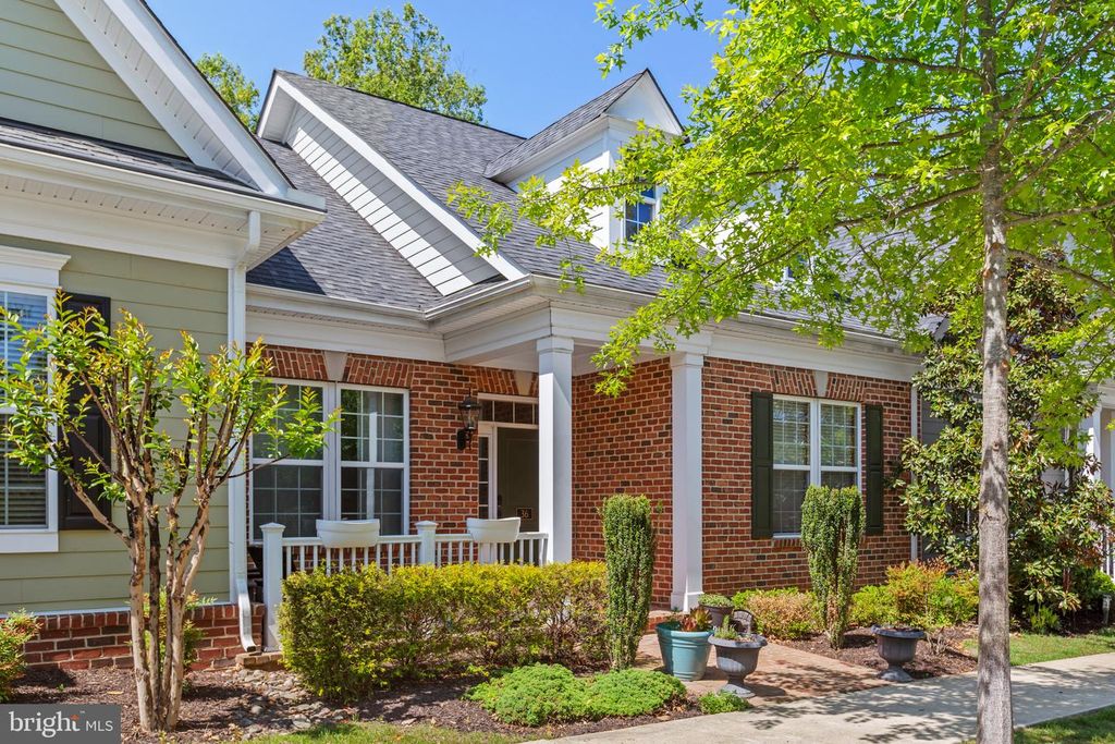 Image 26 of property listing at 36 DERBY DR, La Plata, MD 20646