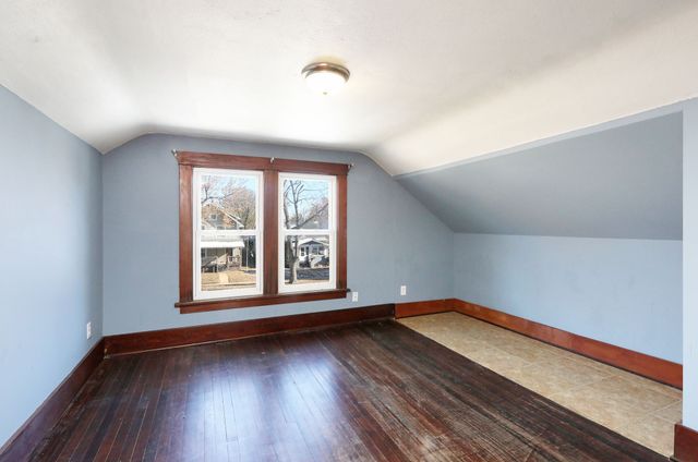 1723 W 2nd Street, Perry, IA 50220