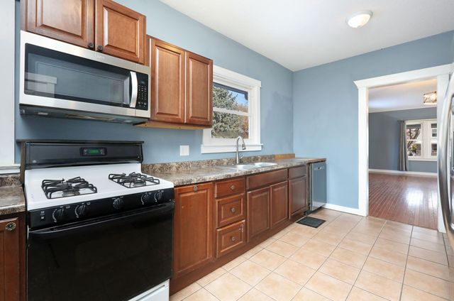 1723 W 2nd Street, Perry, IA 50220