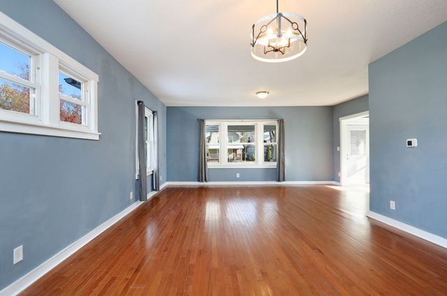 1723 W 2nd Street, Perry, IA 50220