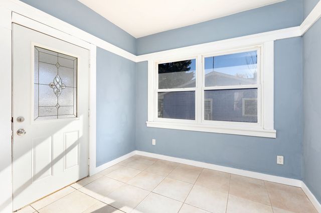 1723 W 2nd Street, Perry, IA 50220