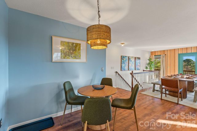 36 Wineberry Lane, Asheville, NC 28803