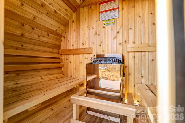 36 Wineberry Lane, Asheville, NC 28803