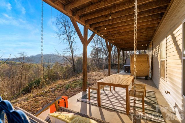 36 Wineberry Lane, Asheville, NC 28803