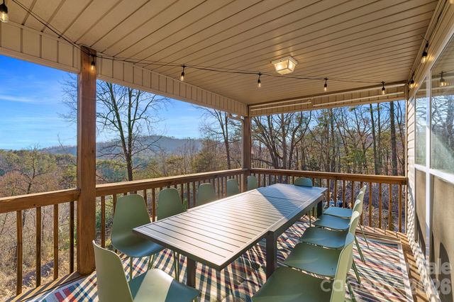 36 Wineberry Lane, Asheville, NC 28803