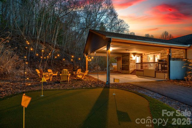 36 Wineberry Lane, Asheville, NC 28803
