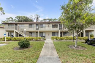 1601 Big Tree Rd Apt 807, South Daytona, FL 32119