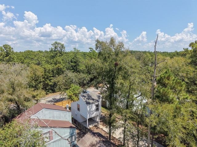 26608 Quail Court, Huntsville, TX 77320
