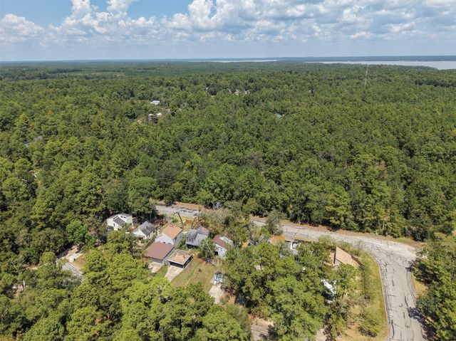 26608 Quail Court, Huntsville, TX 77320