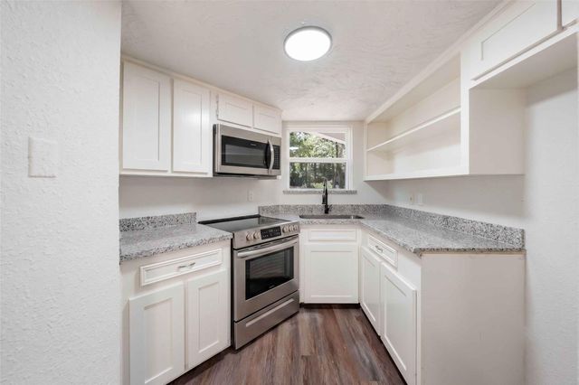 26608 Quail Court, Huntsville, TX 77320