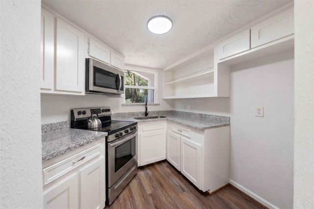26608 Quail Court, Huntsville, TX 77320