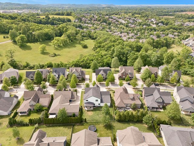 631 Finnhorse Ln, Franklin, TN 37064