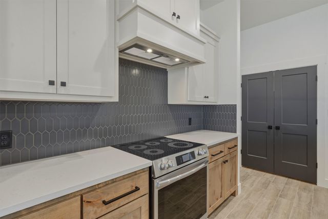 421 Redbud Lane, Tolar, TX 76476