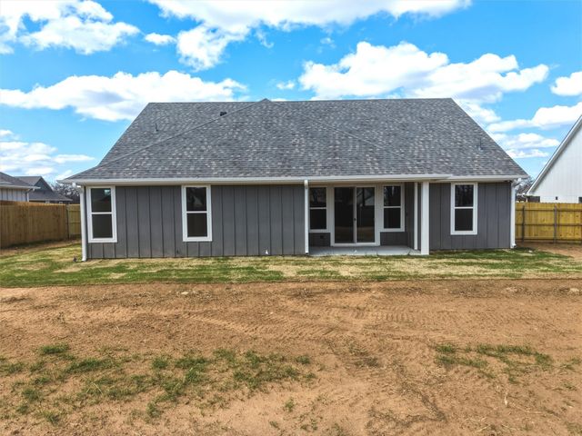 421 Redbud Lane, Tolar, TX 76476