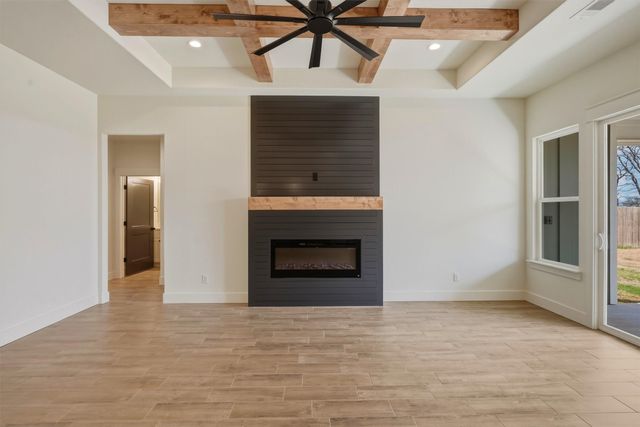 421 Redbud Lane, Tolar, TX 76476