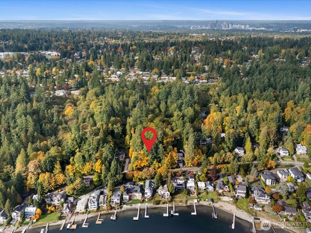 445 W Lake Sammamish Parkway SE, Bellevue, WA 98008
