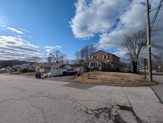 107 S Wilson Street, Manchester, NH 03103