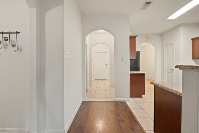 1808 Hot Springs Way, Princeton, TX 75407