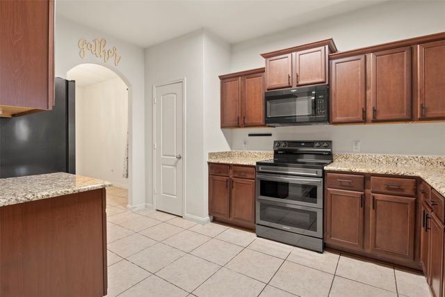 1808 Hot Springs Way, Princeton, TX 75407