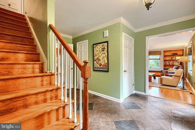 2117 POT SPRING RD, Lutherville Timonium, MD 21093