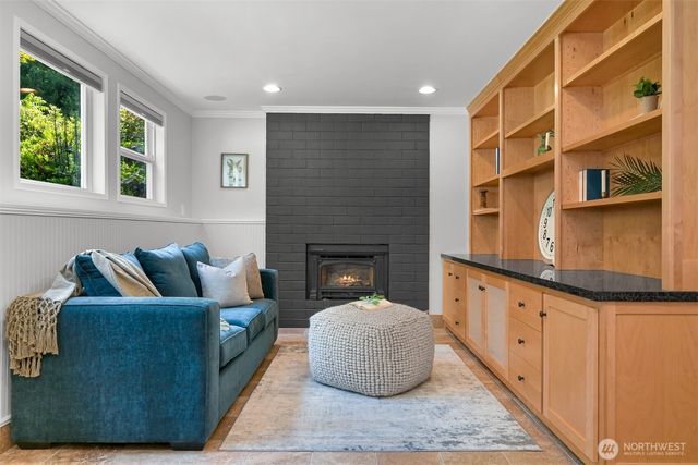 803 Timberlake Way, Bellingham, WA 98229