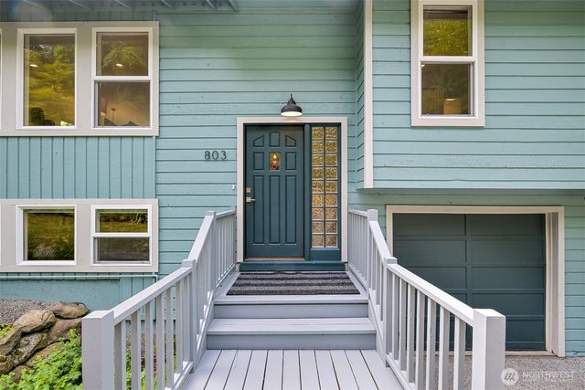 803 Timberlake Way, Bellingham, WA 98229