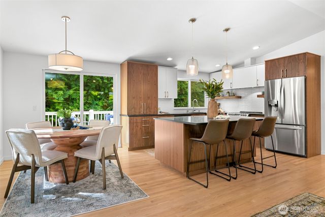 803 Timberlake Way, Bellingham, WA 98229
