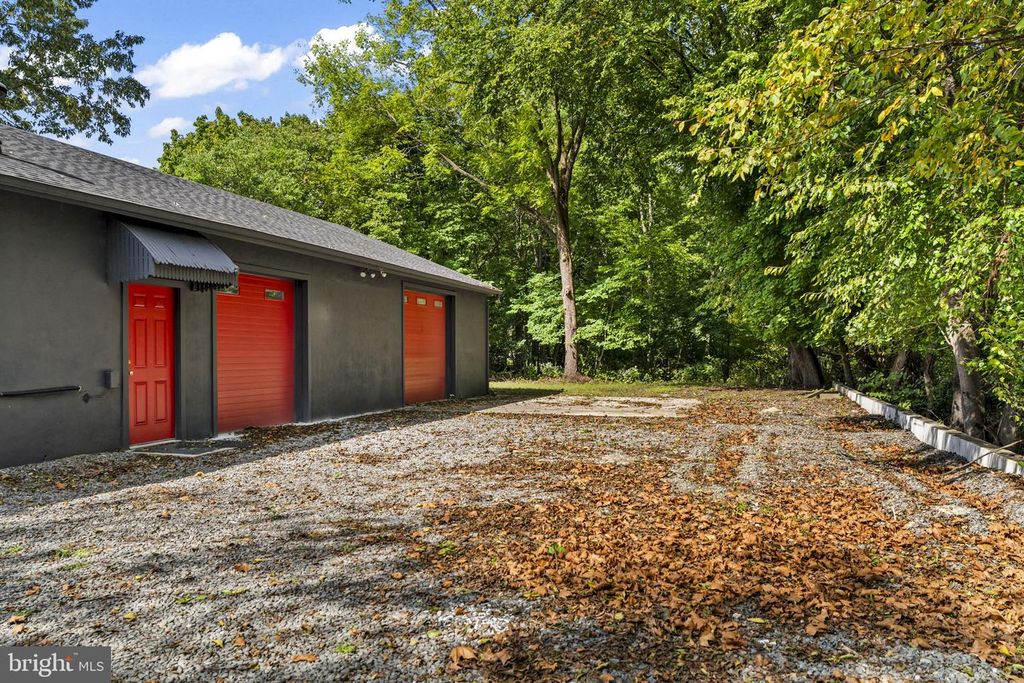 353 WASHINGTON ST, MOUNT HOLLY, NJ 08060 — photo 3