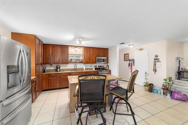 12620 SE MARICAMP ROAD, Ocklawaha, FL 32179