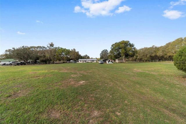 12620 SE MARICAMP ROAD, Ocklawaha, FL 32179