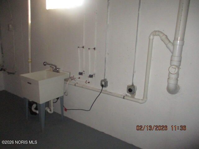 221 South Avenue, Toledo, OH 43609