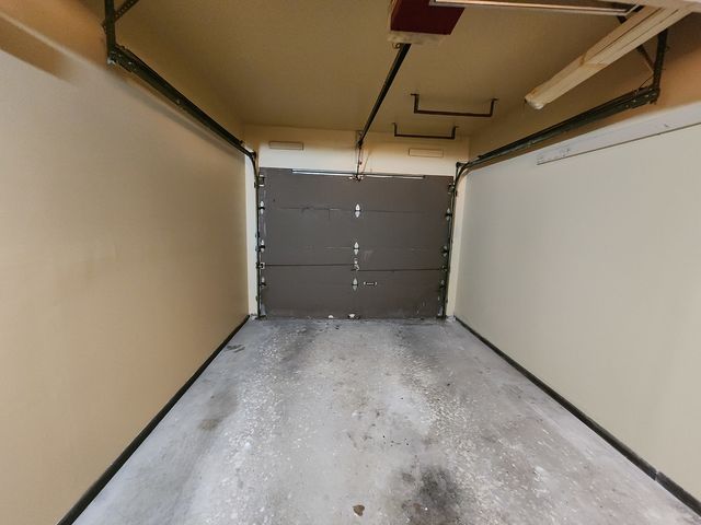 1 Stony Creek Drive 1B, Palos Hills, IL 60465