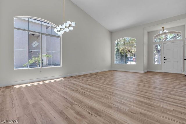 2060 Fallsburg Way, Henderson, NV 89002