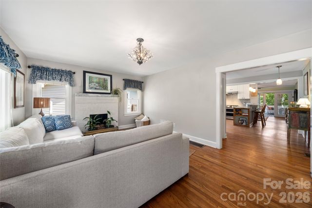 43 Morris Street, Asheville, NC 28806
