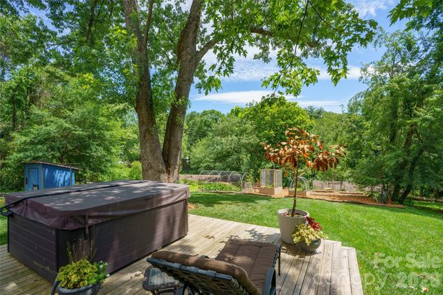43 Morris Street, Asheville, NC 28806