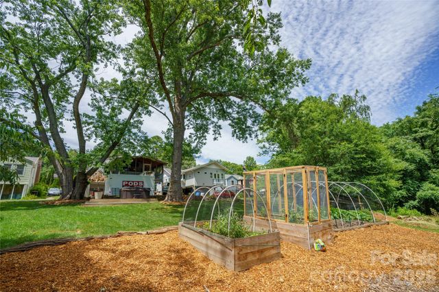 43 Morris Street, Asheville, NC 28806