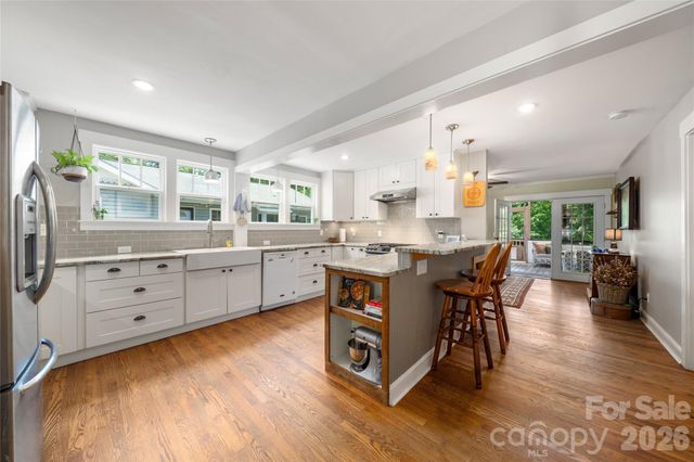 43 Morris Street, Asheville, NC 28806