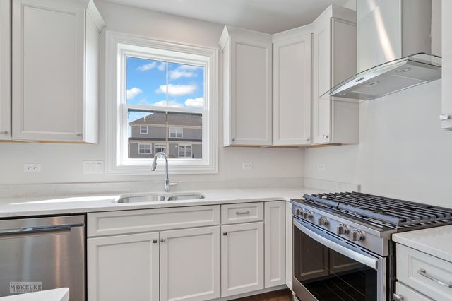 16514 S Mueller Circle, Plainfield, IL 60586