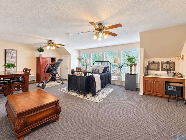 408 4th Avenue, Decatur, AL 35601