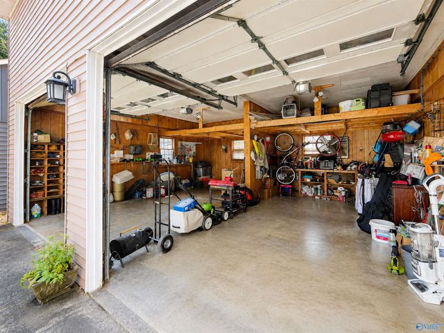 408 4th Avenue, Decatur, AL 35601
