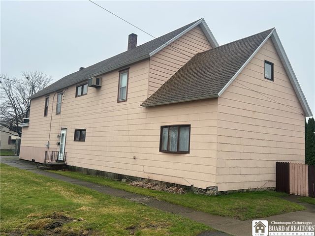 35 Genet Street, Dunkirk, NY 14048