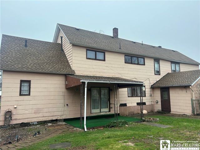 35 Genet Street, Dunkirk, NY 14048