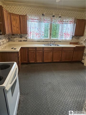 35 Genet Street, Dunkirk, NY 14048