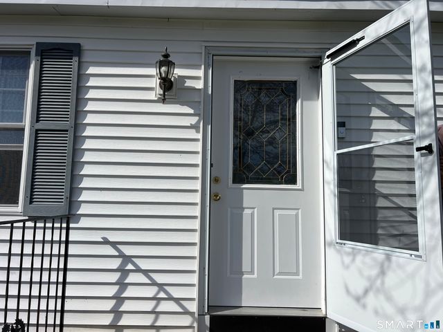 42 Sandy Drive, Bristol, CT 06010