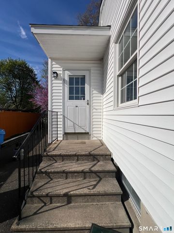 42 Sandy Drive, Bristol, CT 06010