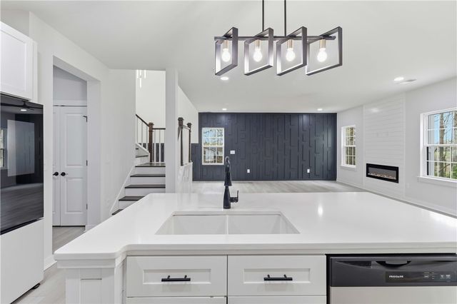 128 Rockmont Road, Easley, SC 29640